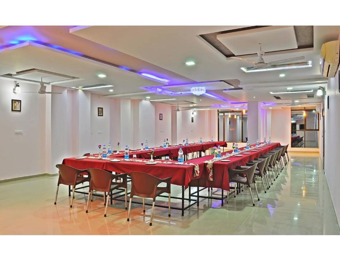 Hotel Shivam Fort View, Chittorgarh Екстериор снимка